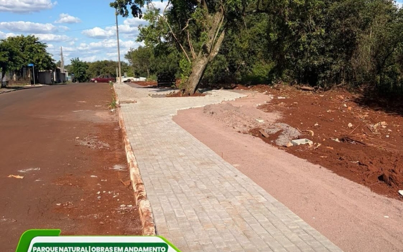 As obras do Parque Natural Algenir Antônio Renosto seguem avançando em Santa Tereza do Oeste.